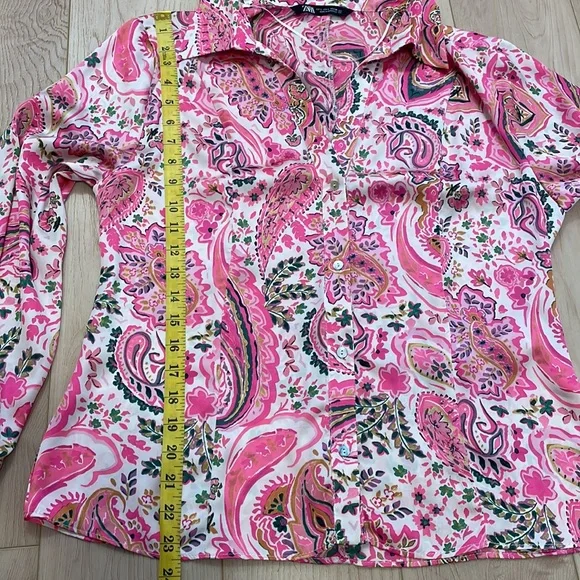 Zara Pink Paisley Print Satin Button Front Collared Shirt, sz L - Picture 12 of 13